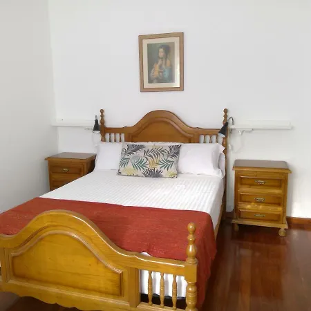 Adosado En El Centro De - Casamoncha Cambados